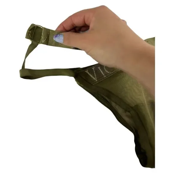 Victoria’s Secret Panties   - Picture 5 of 7